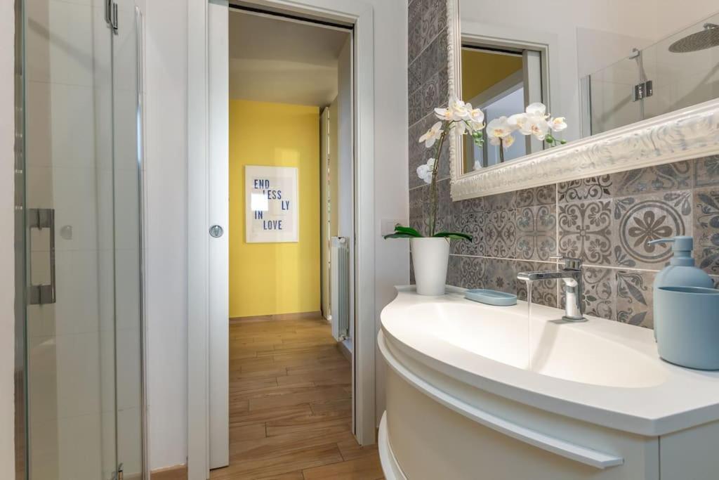 Apartamento Ginger-a Due Passi Dal Centro Di Con Posto Auto Siena